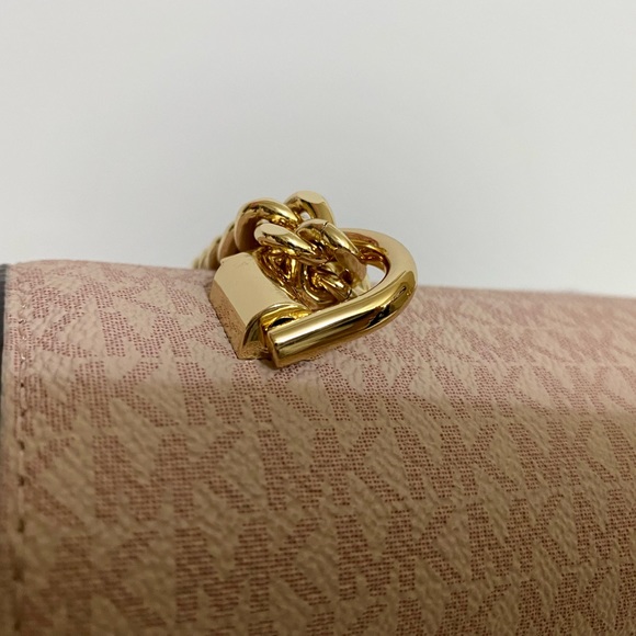 Michael Kors Crossbody Chain Bag - Picture 11 of 13